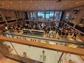 Kennisuitwisseling in de pauze